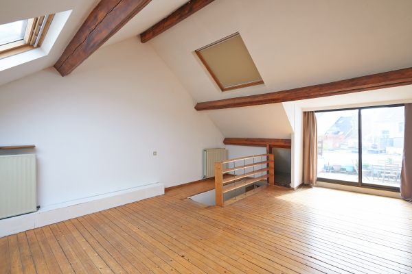 Cost of Attic Window Installation in Bakersfield